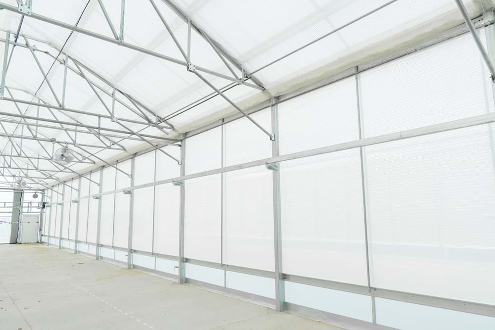 Sunridge Nurseries使用了 Harmony 4215 O FR, Harmony 5747 FR, Harmony 3015 OE