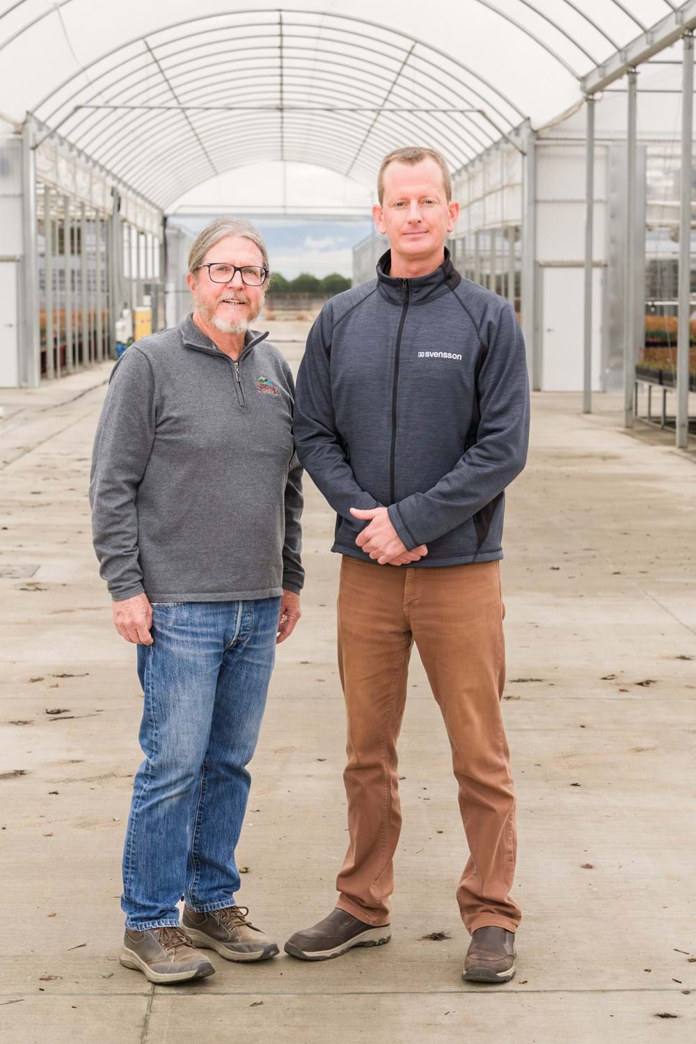 Michael Vietti 和 Svensson销售经理 Matt Newell